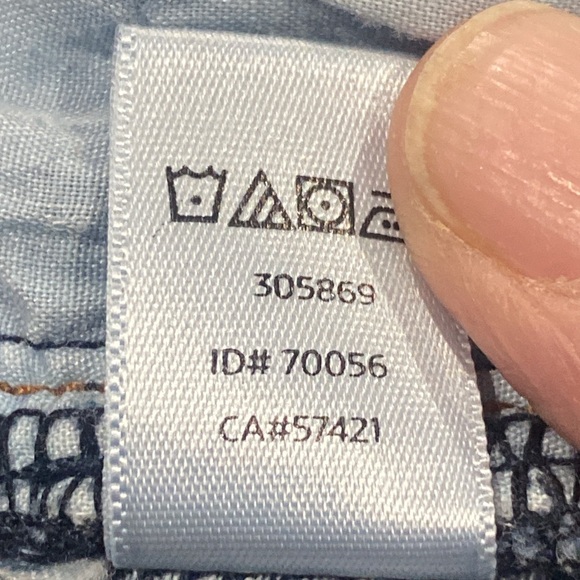 Ann Taylor Loft Curvy Straight Jeans - Picture 7 of 8